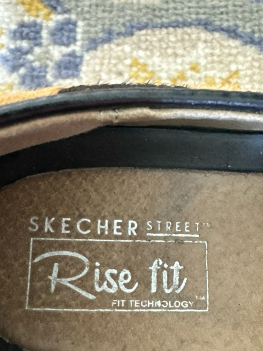 Skechers leopard print